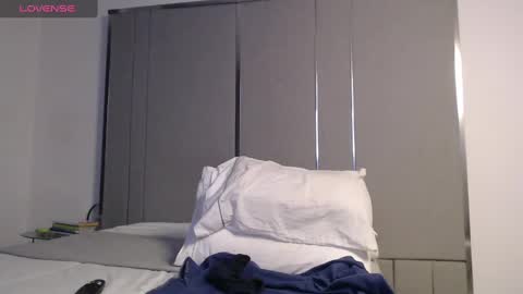 Snapshot of faustosaenz chatting on 12.12.24 FAUSTO online show from 12.12.24