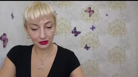 favorite_angel online show from 01.28.25