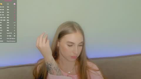 Snapshot of faydasizim chatting on 12.18.24 faydasizim online show from 12.18.24