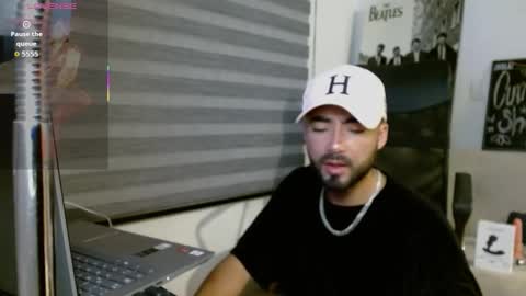 Snapshot of federico_ojitosverdes chatting on 02.07.26 Federico Ofarrel online show from 02.07.26