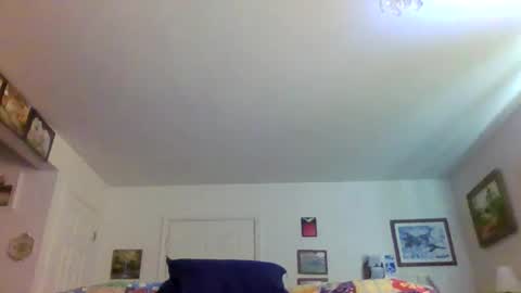 Snapshot of fedoratheexplorer70 chatting on 07.26.26 fedoratheexplorer70 online show from 07.26.26