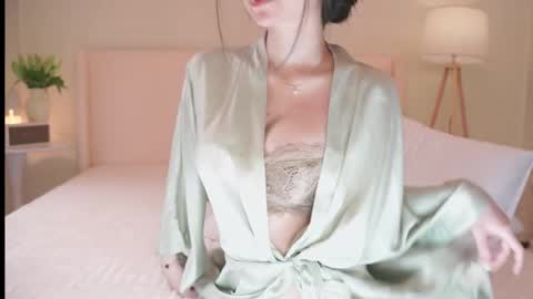 Snapshot of feel_me_00 chatting on 01.11.26 feel_me_00 online show from 01.11.26