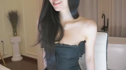 Snapshot of feel_me_00 chatting on 01.17.26 feel_me_00 online show from 01.17.26