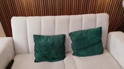 Feelena online show from 02.10.26