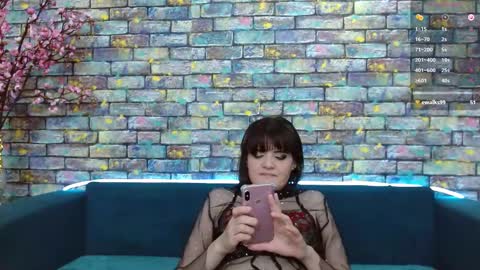 Laura online show from 12.28.24