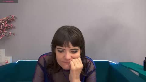 Laura online show from 10.01.25