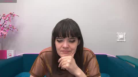 Laura online show from 05.08.26