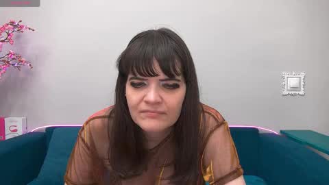 Laura online show from 05.10.26