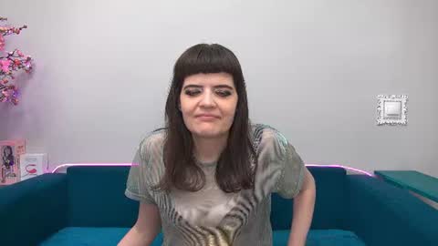 Laura online show from 06.19.26