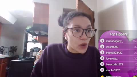 Snapshot of feetnymph chatting on 01.15.25 Soley online show from 01.15.25