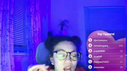 Snapshot of feetnymph chatting on 01.16.25 Soley online show from 01.16.25