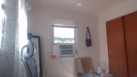 Snapshot of feetnymph chatting on 10.14.25 Soley online show from 10.14.25