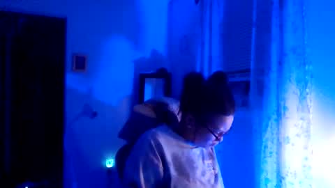 Soley online show from 12.17.25