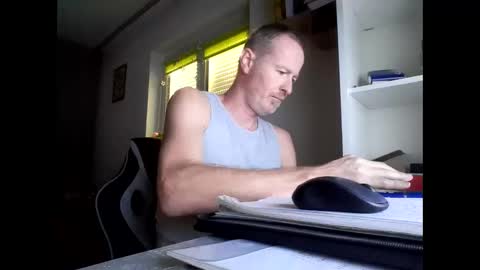 Max online show from 12.01.25