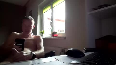 Max online show from 12.15.25