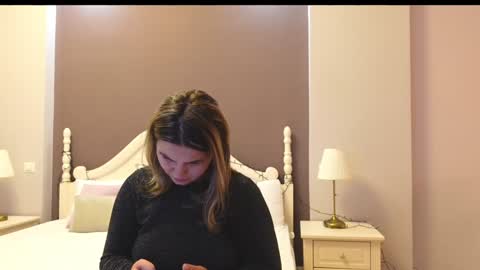 FeliciaKrige online show from 01.06.25