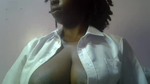 Snapshot of feliciamula chatting on 07.20.26 felicia online show from 07.20.26