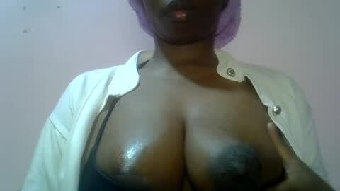 Snapshot of feliciamula chatting on 07.26.26 felicia online show from 07.26.26