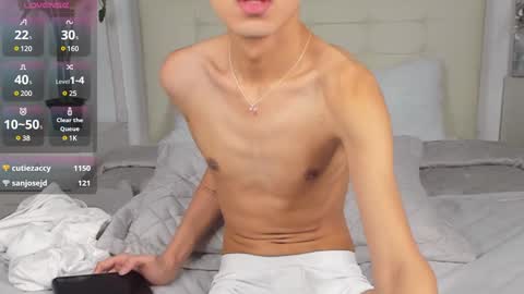 Snapshot of felix_rey chatting on 02.06.25 Felix online show from 02.06.25