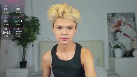 Snapshot of felix_rey chatting on 03.09.25 Felix online show from 03.09.25