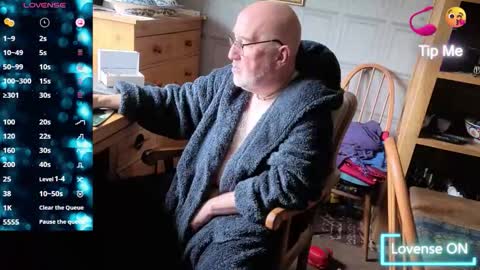 Snapshot of fellainsp8 chatting on 10.08.25 Adam online show from 10.08.25