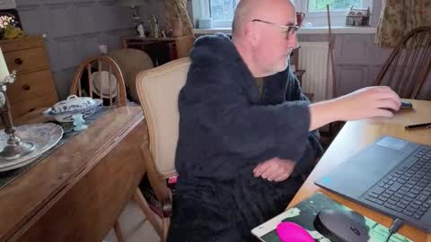 Snapshot of fellainsp8 chatting on 10.27.25 Adam online show from 10.27.25