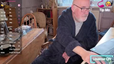 Snapshot of fellainsp8 chatting on 10.28.25 Adam online show from 10.28.25