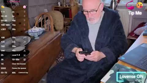 Snapshot of fellainsp8 chatting on 10.29.25 Adam online show from 10.29.25