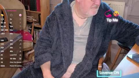 Snapshot of fellainsp8 chatting on 11.20.25 Adam online show from 11.20.25