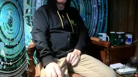 Snapshot of fellatioauto chatting on 01.13.25 hungnsexy online show from 01.13.25