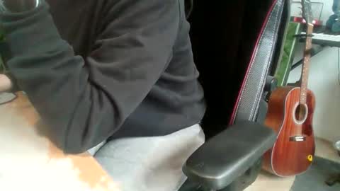 Snapshot of fem_alice_louis_dom chatting on 12.16.25 fem_alice_louis_dom online show from 12.16.25