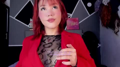 fem_boy6 online show from 11.17.25