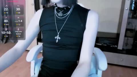 Snapshot of femalexa chatting on 10.06.25 Alexa online show from 10.06.25