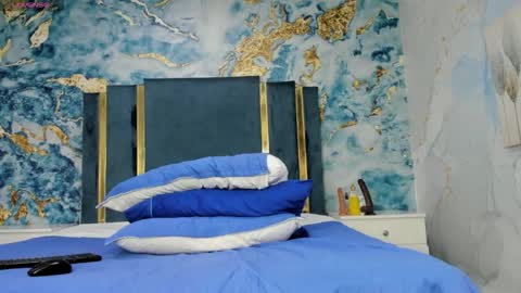 Femboy Max online show from 11.30.25