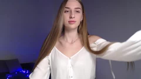 Femke online show from 12.25.24