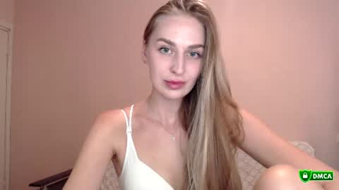 Femke online show from 08.04.26