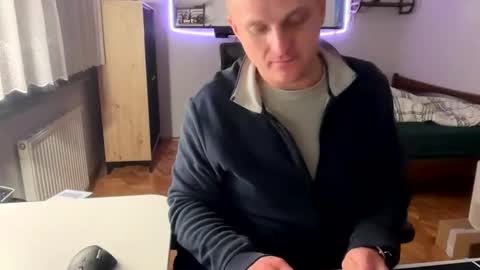 Snapshot of feniopl1 chatting on 03.27.26 Bart online show from 03.27.26