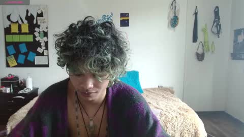 Snapshot of fenixmfx chatting on 01.07.25 Fenix online show from 01.07.25