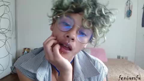 Snapshot of fenixmfx chatting on 02.28.25 Fenix online show from 02.28.25