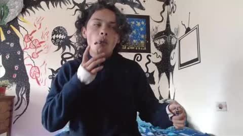 Snapshot of fenixmfx chatting on 10.01.25 Fenix online show from 10.01.25