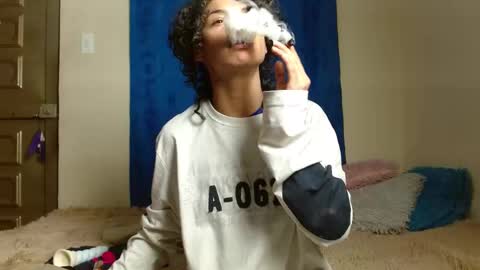 Snapshot of fenixmfx chatting on 10.20.25 Fenix online show from 10.20.25