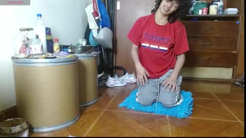 Snapshot of fenixmfx chatting on 03.11.26 Fenix online show from 03.11.26