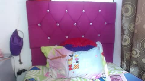 Snapshot of fenixxx1604 chatting on 01.08.26 Fenixxx online show from 01.08.26