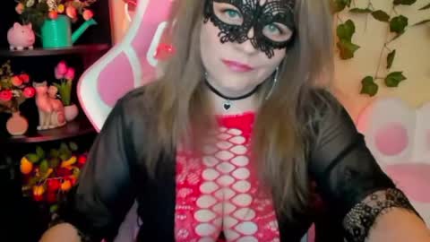 Ferall Btrrry online show from 05.12.26