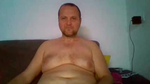 Snapshot of ferkooo111 chatting on 11.25.25 Dorotheo online show from 11.25.25