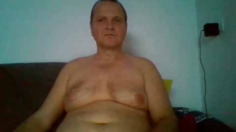 Snapshot of ferkooo111 chatting on 11.29.25 Dorotheo online show from 11.29.25