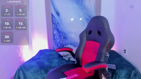 Snapshot of fernanda_hot__f chatting on 11.28.25 fernanda_hot__f online show from 11.28.25