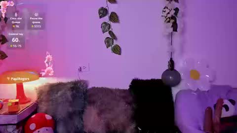 Snapshot of fernanda_indie chatting on 09.27.25 F E R N A N D A online show from 09.27.25