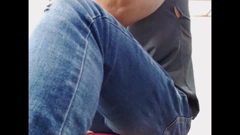 fernandez_latinblack online show from 01.04.25