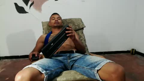 fernandez_latinblack online show from 02.12.25